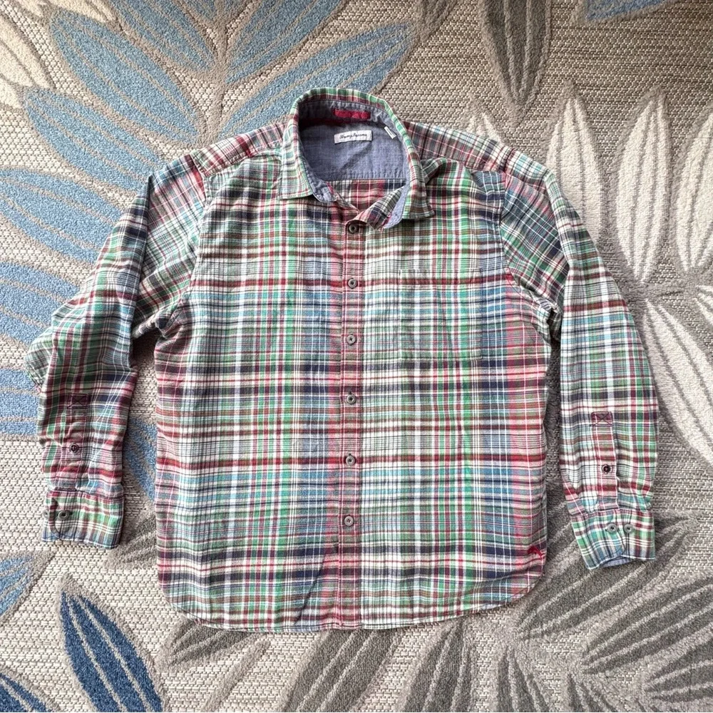 Tommy Bahama Men’s Red Green Plaid Flannel Casual Long Sleeve Button Up Size XL